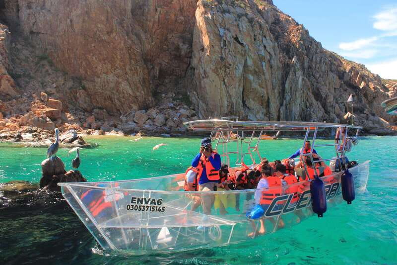 Los Cabos Arch & PelicanRock Cabo San Lucas CrystalBoat Tour - The first 10 minutes along Los Cabos