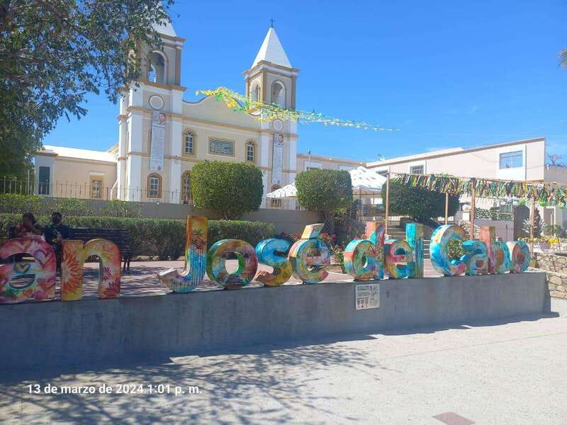 Los Cabos: City Tour San Jose del Cabo, Cabo San Lucas - Watching local craft at the glass-blowing factory