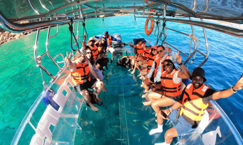 Los Cabos: Get to know the arch on the iconic transparent boat tour - The Arch, Cabo’s essential photo stop