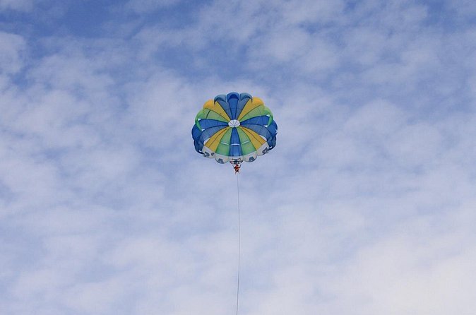 Los Cabos Parasailing Adventure Skybound over Cabo San Lucas Bay - Getting there and returning to Medano Beach