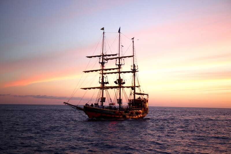 Los Cabos: Pirate Ship Sunset Cruise & Show with Dinner - Who will enjoy the Buccaneer Queen most?