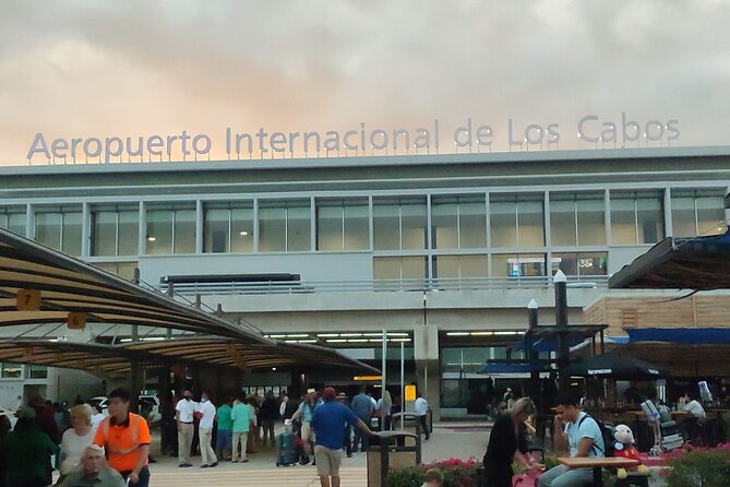 Los Cabos Private Transportation (Zone 3) One Way - Why the $85 group price can work well