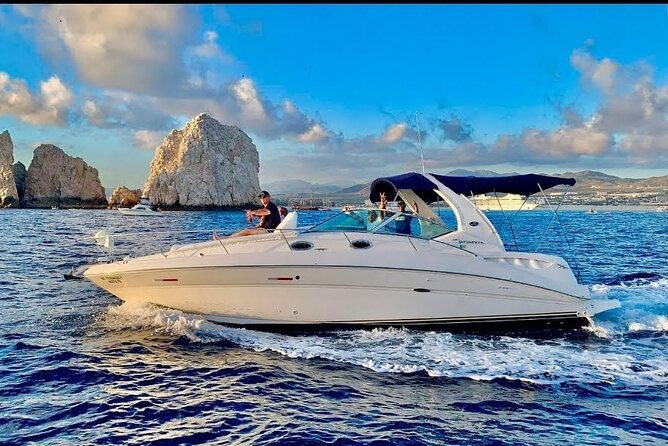 Los Cabos Private Yacht Whale Watching & Drinks - Up to 18 Guests - What three hours really gives you