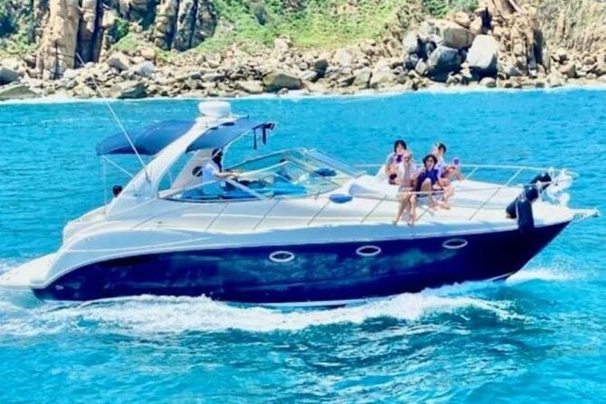 Los Cabos Whale Watching & Snorkel Adventure with Food & Drinks - Snorkeling, paddle boarding, and the floating mat