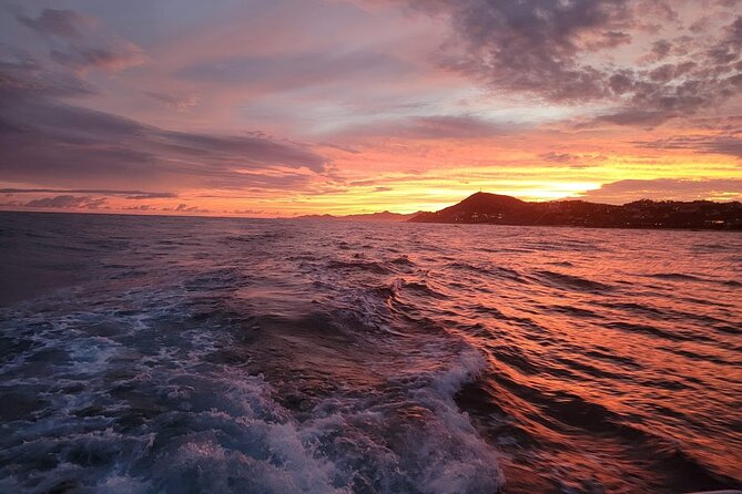 Los Cabos Yacht Adventure - Arch, Snorkel, Lunch, Drinks 1-18ppl - Choosing Chileno Bay or Santa Maria Bay