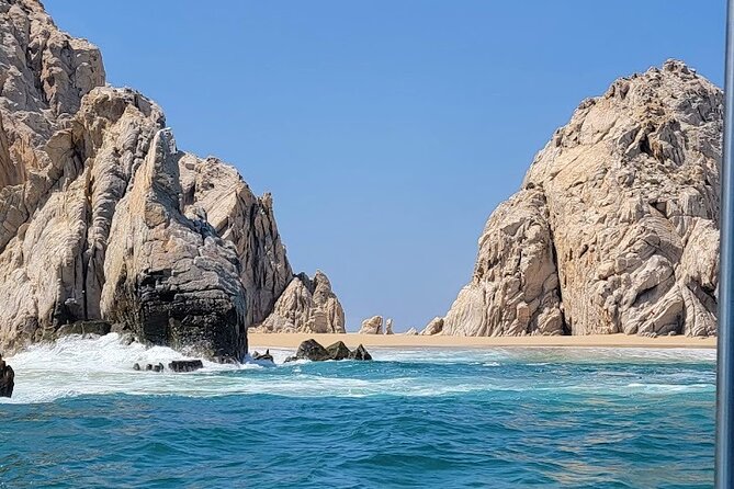 Los Cabos Yacht Adventure - Arch, Snorkel, Lunch, Drinks 1-18ppl - Who will enjoy this Cabo boat trip