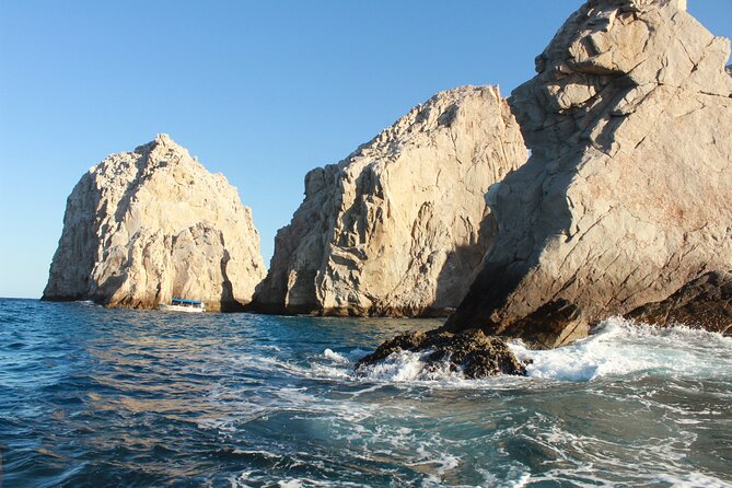 Lovers Beach and El Arco Boat Trip - What the one-hour boat ride includes