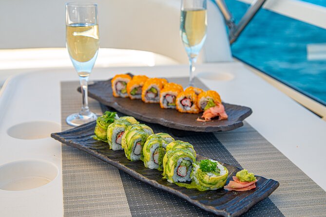 Luxury 42' Yacht Tour in Cabo for Snorkeling and Sunset - Food, drinks, and the premium bar