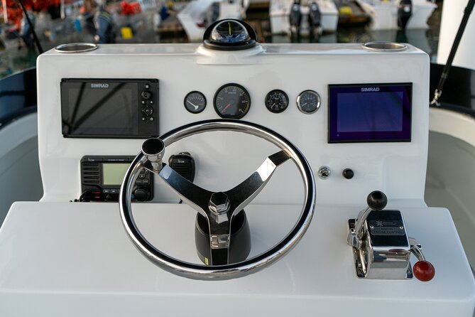 Luxury Private Yacht Charter in Cabo San Lucas Mexico - El Arco, Cabo’s essential boat view