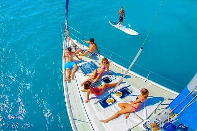 Luxury Sailboat Tour at Sunset in Los Cabos + Snacks + Premium Drinks - Food, drinks, and the meaning of snacks