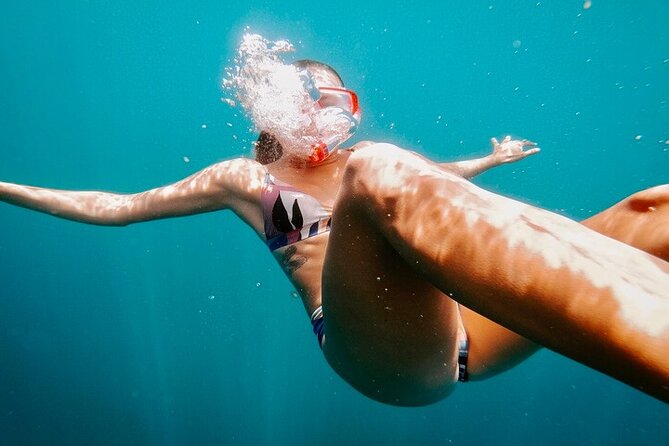 Luxury Snorkeling Tour in Cabo San Lucas - A fresh lunch from the small galley