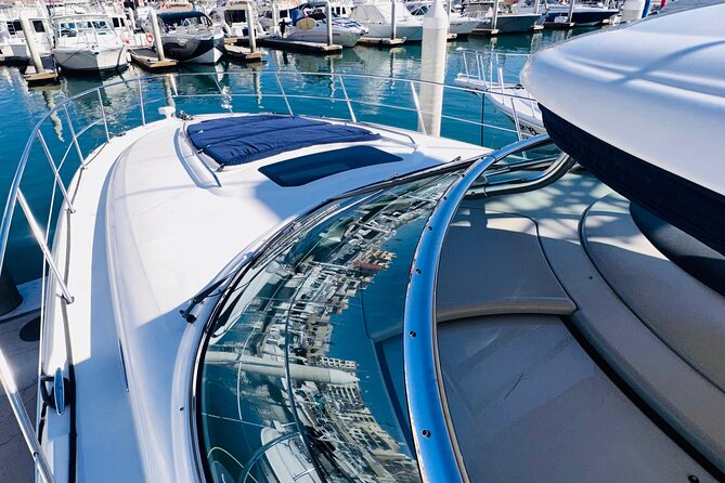 Luxury Yacht Tour in Los Cabos 45FT SeaRay Sundancer - El Arco gives the cruise its signature view