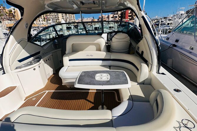 Luxury Yacht Tour in Los Cabos 45FT SeaRay Sundancer - Meeting at C Dock and planning the return