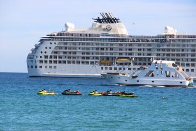 New Jetski Adventure in Cabo San Lucas Bay with Hotel Pickup 1hr