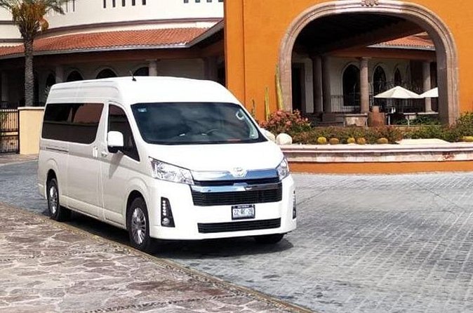 One Way Airport Transfer from SJD-Hotel or Hotel-SJD Cabo San Lucas Zone - What The $130 Price Really Buys