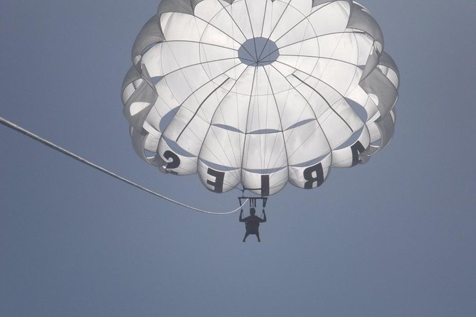 Parasailing - Key points to know before booking