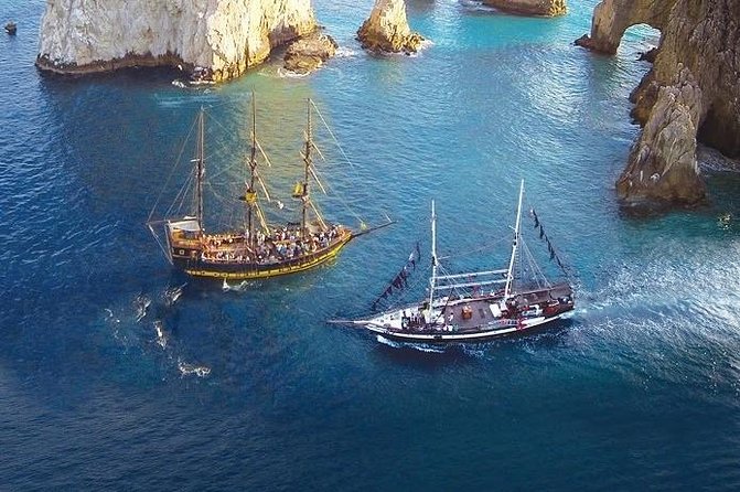 Pirate Ship Sunset Dinner and Show in Los Cabos - Dinner is the practical weak spot
