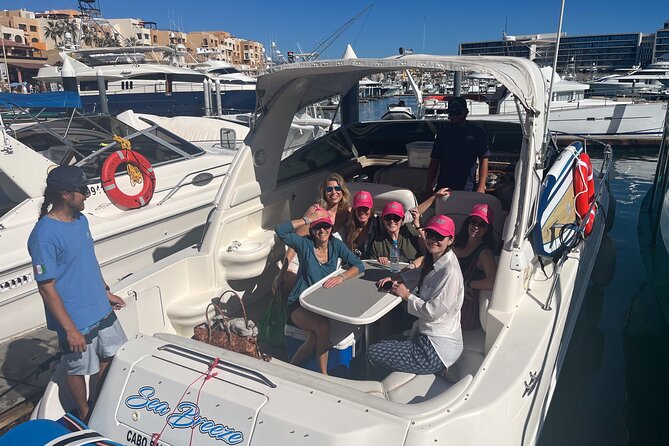 Private 3hr Yacht Cruise in Cabo San Lucas all included - Chileno Bay combines beach time and lunch