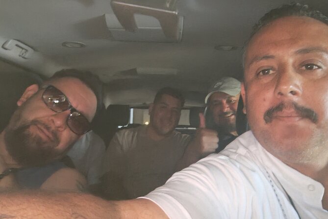 Private Airport Trip to Cabo San Lucas Hotels RT - Who gets the best value
