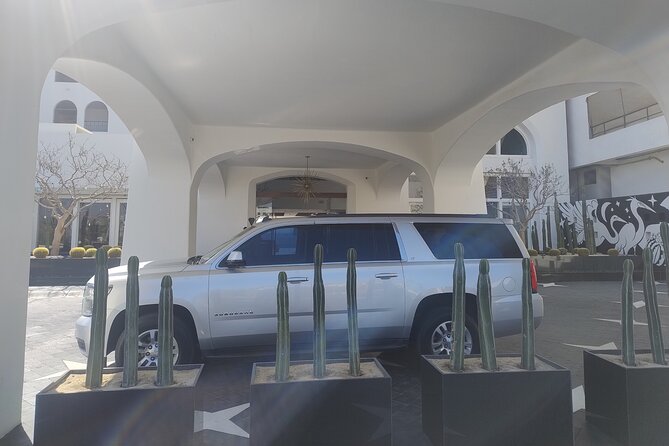 Private Airport Trip to Cabo San Lucas Hotels RT - The 45-minute ride to Cabo San Lucas