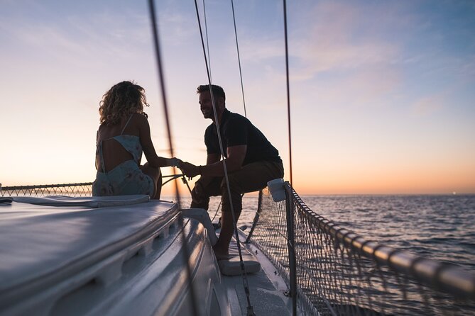 Private Cabo San Lucas Sunset Cruise on 33´ sailboat - Sunset views from the Pacific and Sea of Cortés