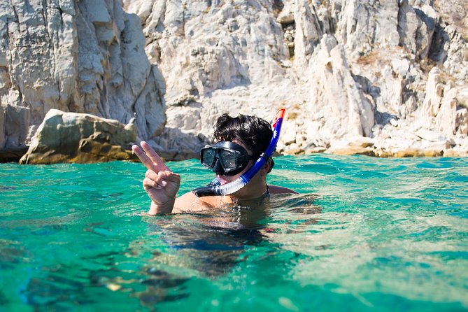 Private Los Cabos Arch and Playa del Amor Tour by Glass Bottom Kayak - Reaching the Arch and the sea lion colony