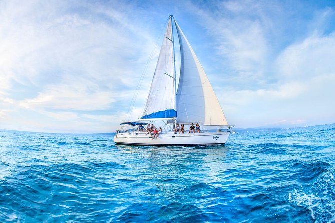 Private Luxury Sailing Cruise in Los Cabos with Lunch and Open Bar - Weather and cancellation rules