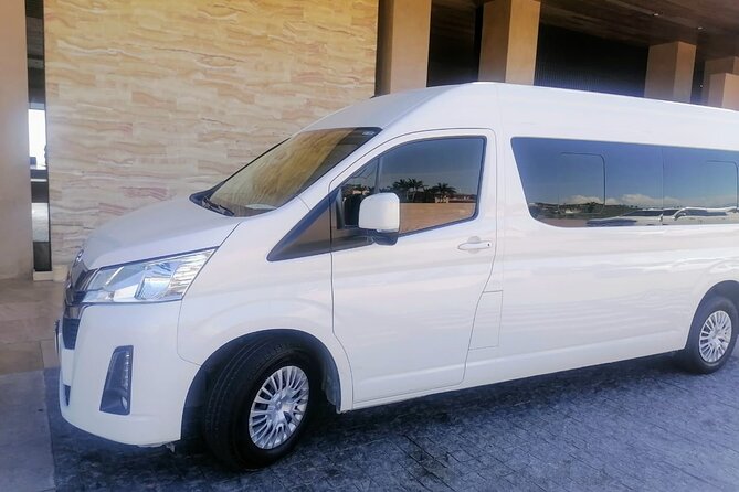 Private one-way trip from the airport to all hotels in Los Cabos - Where the service works well