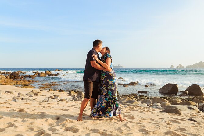 Private Photo Session Day in Los Cabos - Choosing between a hotel beach and an Arch viewpoint