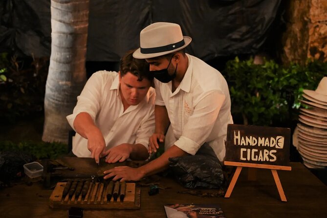 Private Puro Cigar Creation Workshop in Los Cabos - Gum arabic, pressing, and the final roll