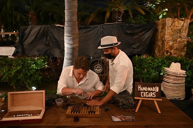 Private Puro Cigar Creation Workshop in Los Cabos - Eddie’s teaching style and the private advantage