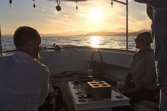 Private Sunset Boat Tour in San Jose del Cabo - What the two-hour route gives you