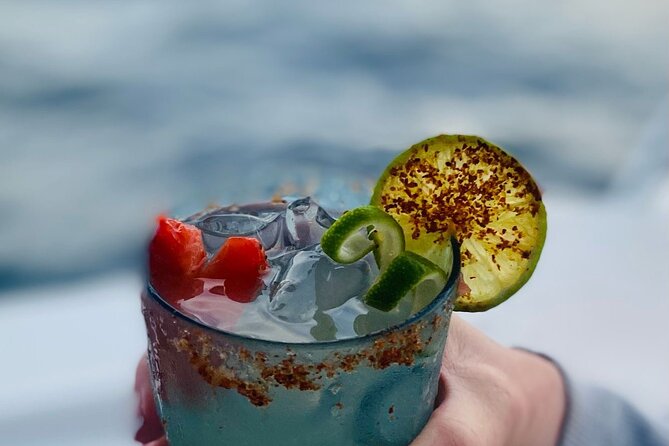 Private Sunset Cruise in San Jose del Cabo Appetizers,open bar - Small details that shape the evening