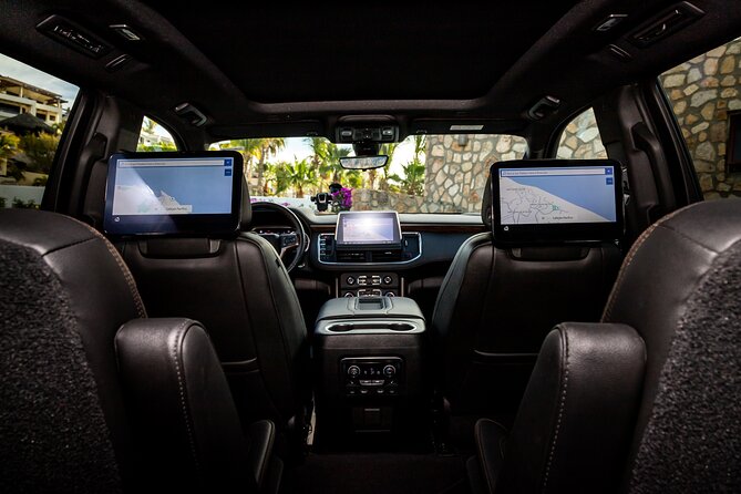 Private SUV Round-Trip from Airport to Four Seasons Resort Cabo - A direct ride to Costa Palmas