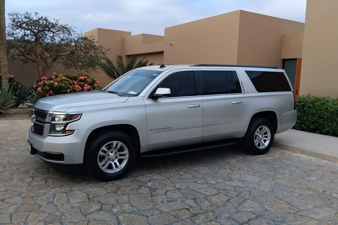 Private SUV RoundTrip From Airport to Hotels in Corridor Zone 2 - A private SUV makes the most sense for a group
