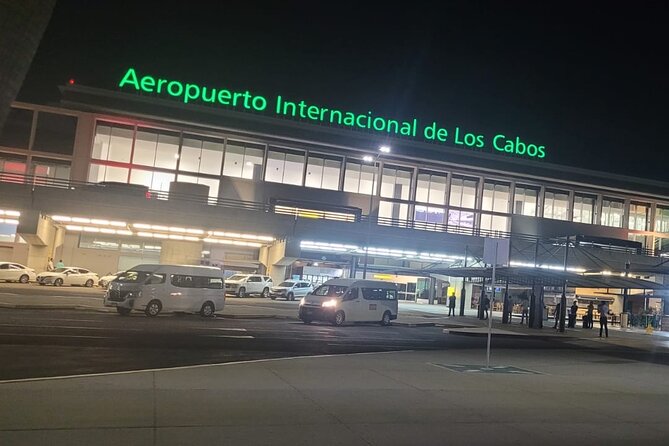 Private Transfer from Cabo San Lucas Airport - Your first minutes at Los Cabos International Airport