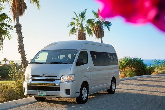 Private Transportation Los Cabos Airport Plus Services - Comfort, drinks, and the human touch