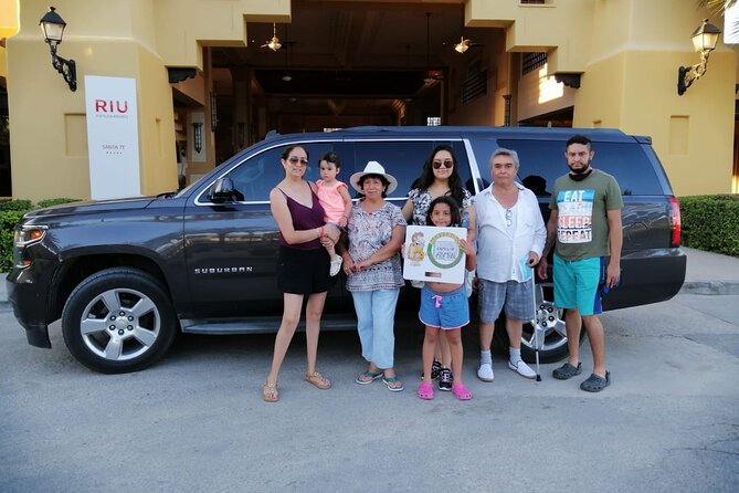 Private transportation (SAN JOSE DEL CABO) - Finding your host at Terminal 2