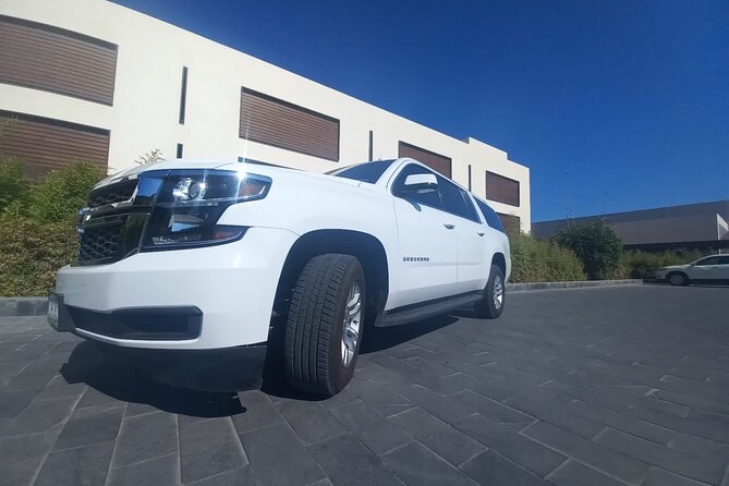 Prívate Transportation Service - From Your Flight Details to the Cabo Hotel