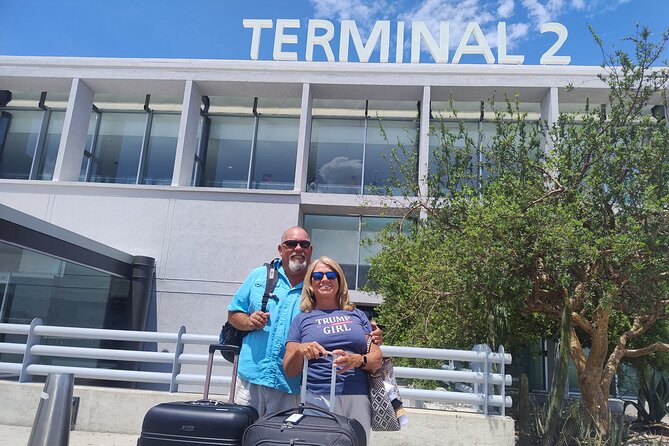 Private Trip From Airport to San Jose Del Cabo Hotels RT - Is $196.59 good value for up to six people?