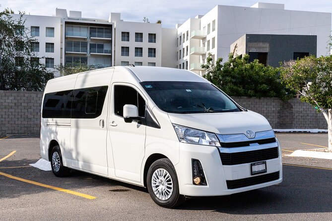 Private VAN Round-Trip from Airport to Hotels in The Corridor - Making the airport meeting easy