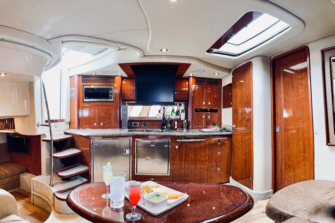Private Yacht Sea Ray all-inclusive charter in Cabo - Is $1,650 a Fair Cabo Price?