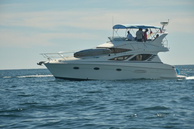Pura Vida Yacht 42 FT with all inclusive service in Cabo - Food on Board: More Than Basic Snacks