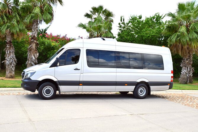 Roundtrip Private Airport Transportation - The ride to San José del Cabo and Puerto Los Cabos