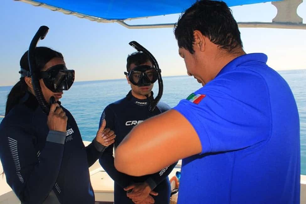 San José del Cabo: Private Snorkeling - The 30-minute cruise along San José del Cabo