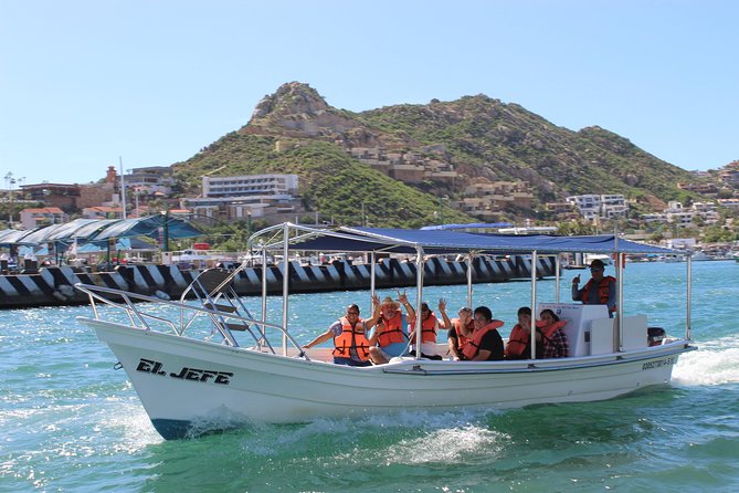 Shared ride to the arch of Cabo San Lucas - Why this quick Cabo boat ride works