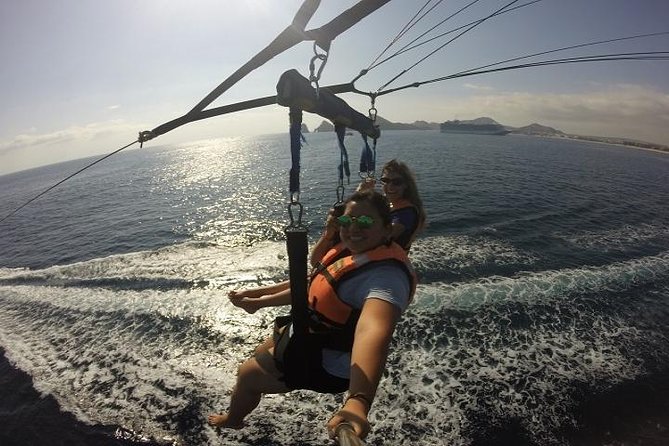 Single or Double Parasailing in Cabo with Views of The Arch - What to wear and bring