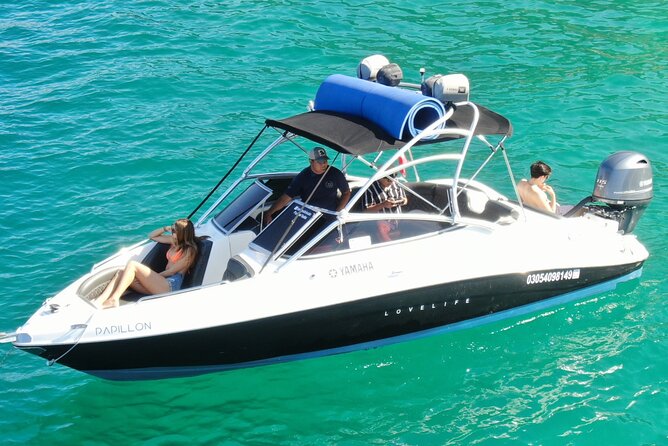 Small boat rental in cabo - Yamaha 28ft. - What you can do around Medano Beach