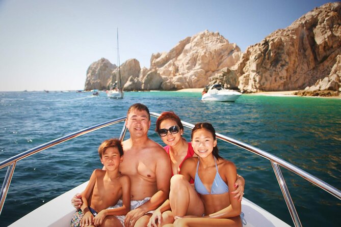 Snorkeling and whale watching Tour in Cabo - Pelican Rock and the first look below the surface