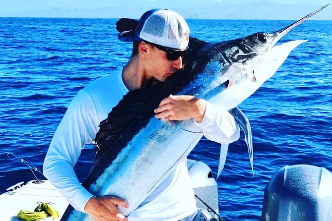 Sportfishing Charters in Cabo San Lucas with Kellyfish Cabo Sportfishing - Water, gear, and what to bring